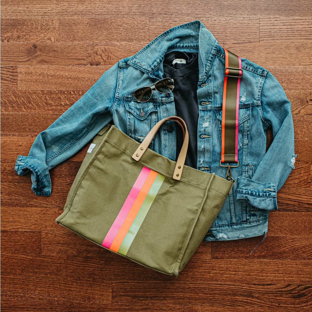 Army Green, TOTE-ally
